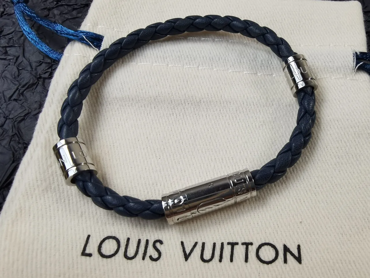 Louis Vuitton Black Silver Braided Leather Cylindrical Metal Hardware Jewelry 7