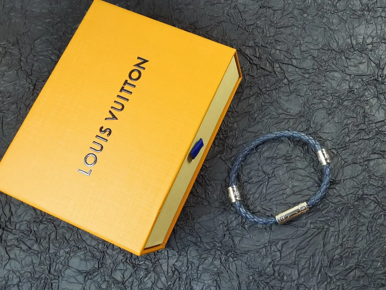 Louis Vuitton Black Silver Braided Leather Cylindrical Metal Hardware Jewelry 8