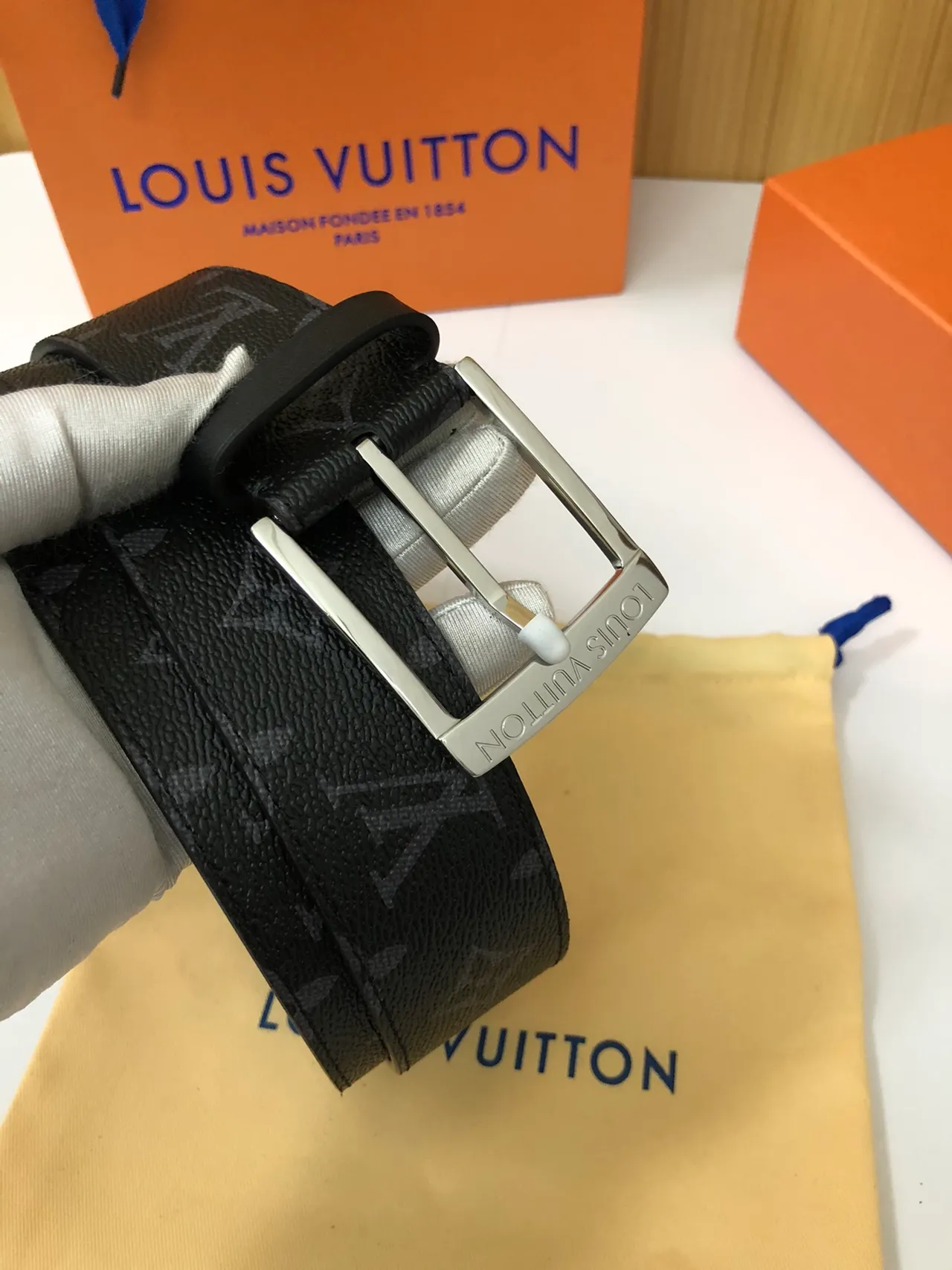 Louis Vuitton Black Silver Monogram-Coated Rectangular Buckle Leather Belt 2