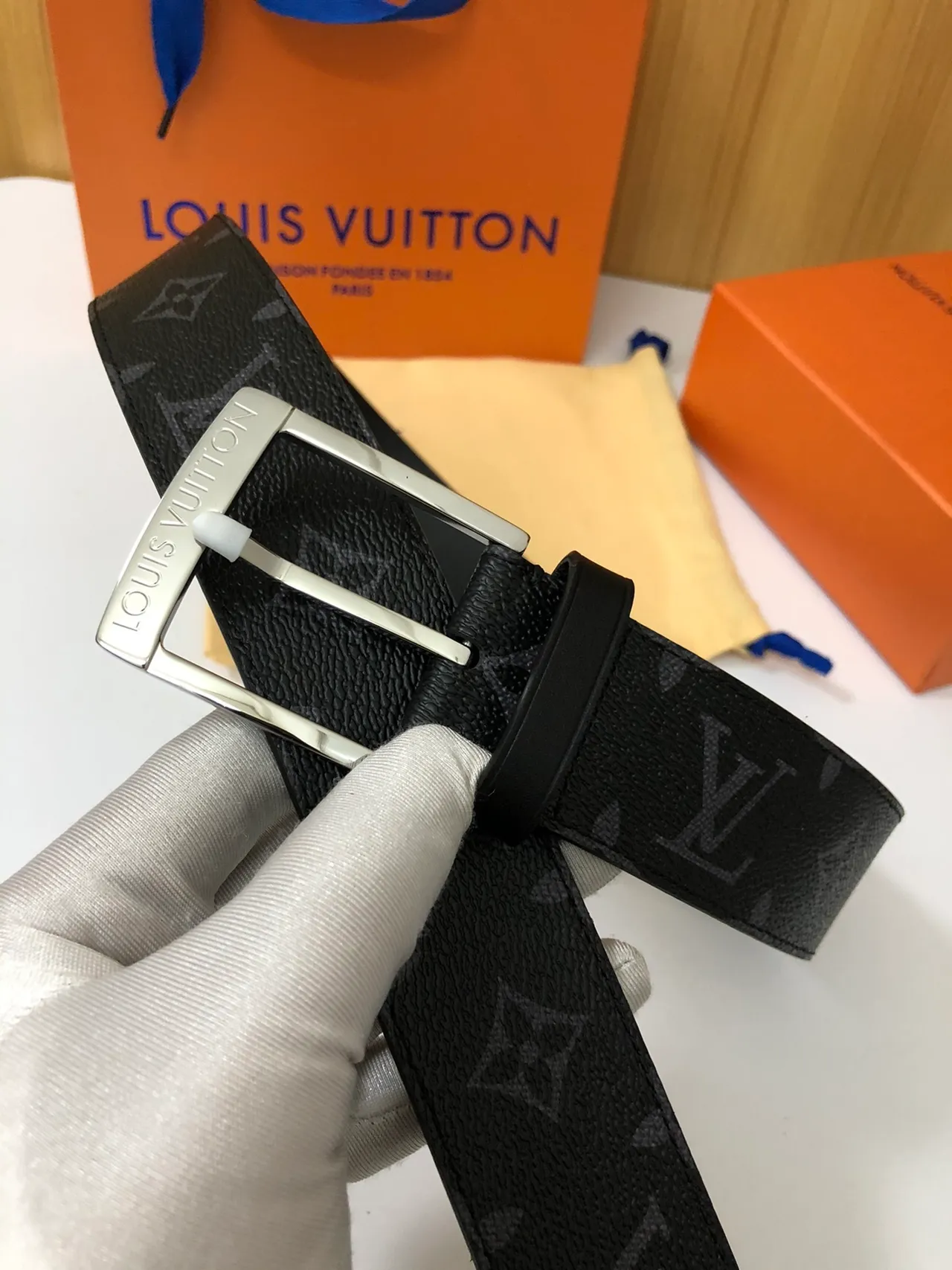 Louis Vuitton Black Silver Monogram-Coated Rectangular Buckle Leather Belt 6