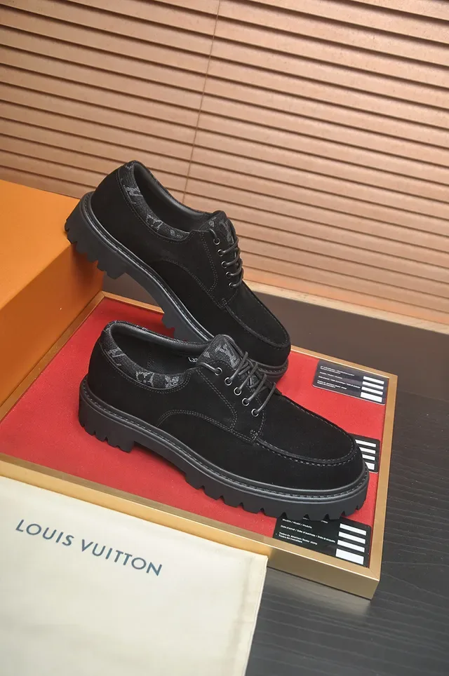 Louis Vuitton Black Suede Lug-Sole Derby-Style Casual Shoes 4