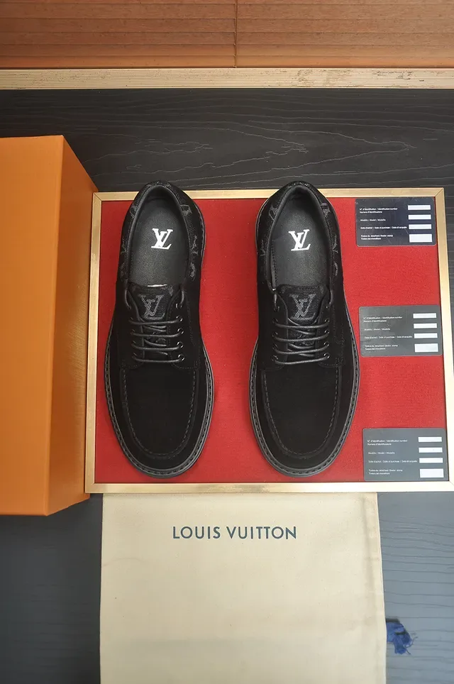 Louis Vuitton Black Suede Lug-Sole Derby-Style Casual Shoes 5