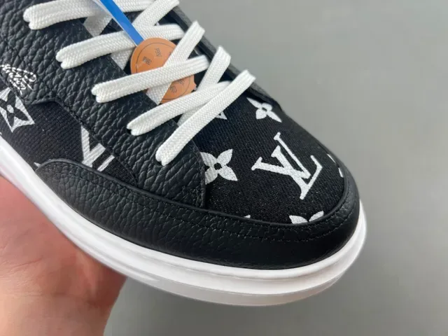 Louis Vuitton Black White Monogram Canvas Pebbled Leather Accents Lifestyle Sneakers 2