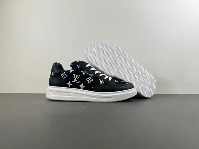 Louis Vuitton Black White Monogram Canvas Pebbled Leather Accents Lifestyle Sneakers 11