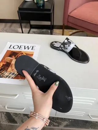 Louis Vuitton Black White Monogram-Print Strap Glossy Sole Slippers 3