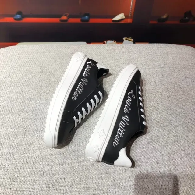 Louis Vuitton Black White Smooth Leather Upper Flat Laces Lifestyle Sneakers 5