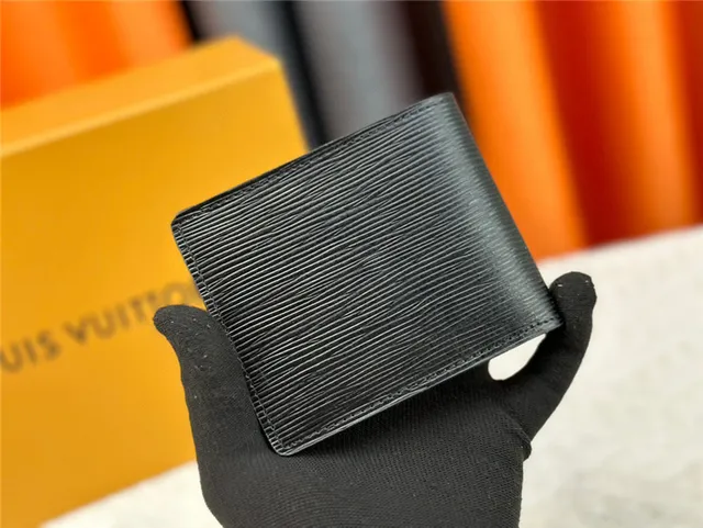 Louis Vuitton Black Yellow Epi Leather Texture Bold Circular Monogram Short Wallet 9