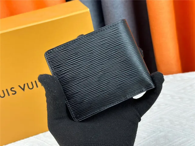 Louis Vuitton Black Yellow Epi Leather Texture Bold Circular Monogram Short Wallet 18