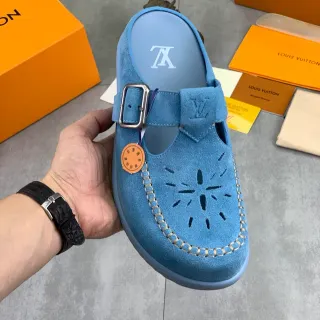 Louis Vuitton 蓝色麂皮镂空扣带乐福鞋