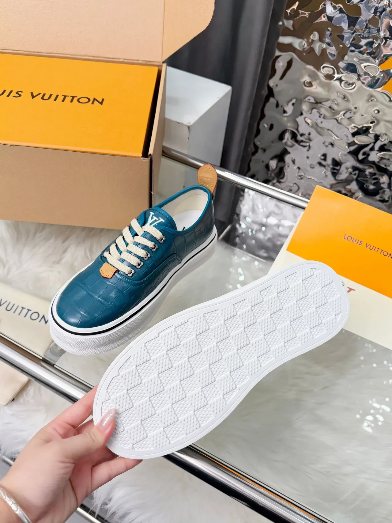 Louis Vuitton Blue White Croc-Embossed Leather Platform Sole Lifestyle Sneakers 2