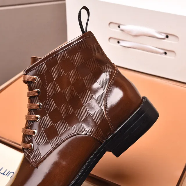 Louis Vuitton Bottes de cheville en cuir patenté marron et Damier Check 2