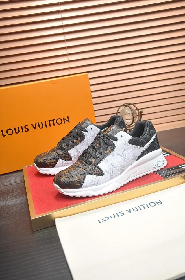 Louis Vuitton 棕白拼色 Monogram 帆布 混合皮革面板 生活方式运动鞋 4