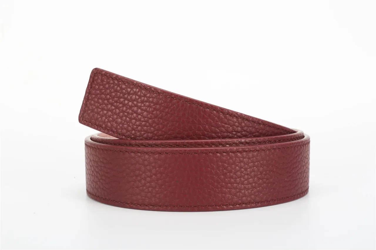 Louis Vuitton Burgundy Beige Pebbled Interlocking LV Buckle Leather Belt 2