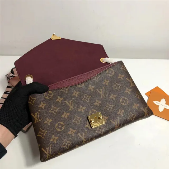 Louis Vuitton Bordeaux Marron Envelope Flap Monogram Canvas Sac à main 21