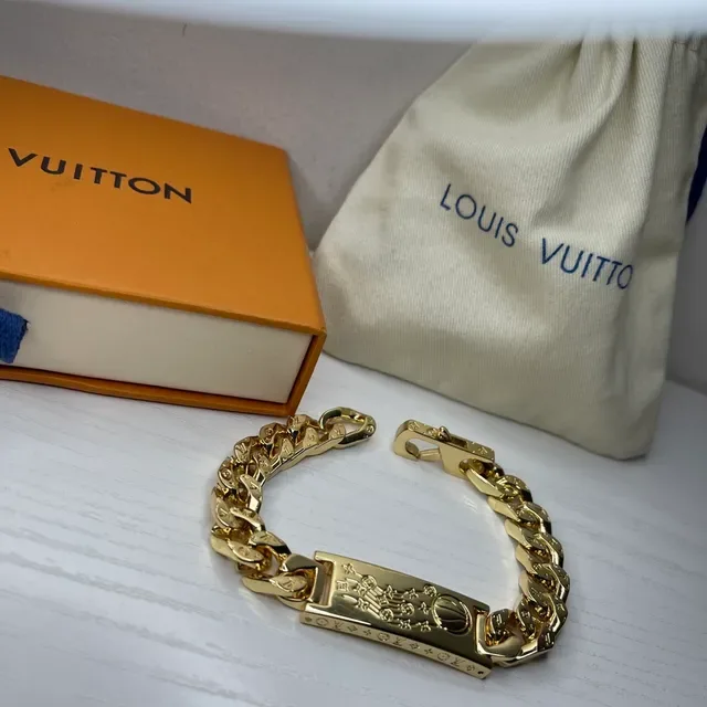 Louis Vuitton Chain Reaction Gold-Tone Curb-Link Bracelet 3