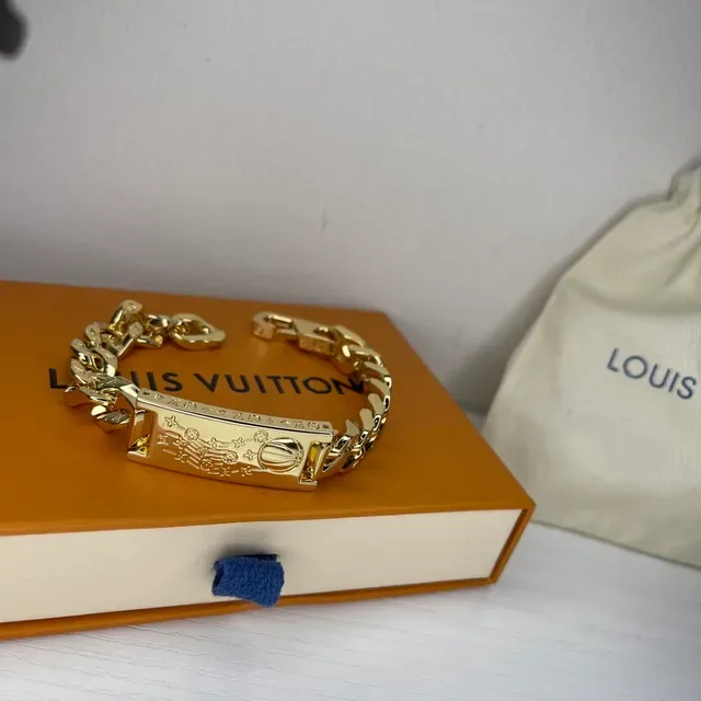 Louis Vuitton Chain Reaction Gold-Tone Curb-Link Bracelet 5