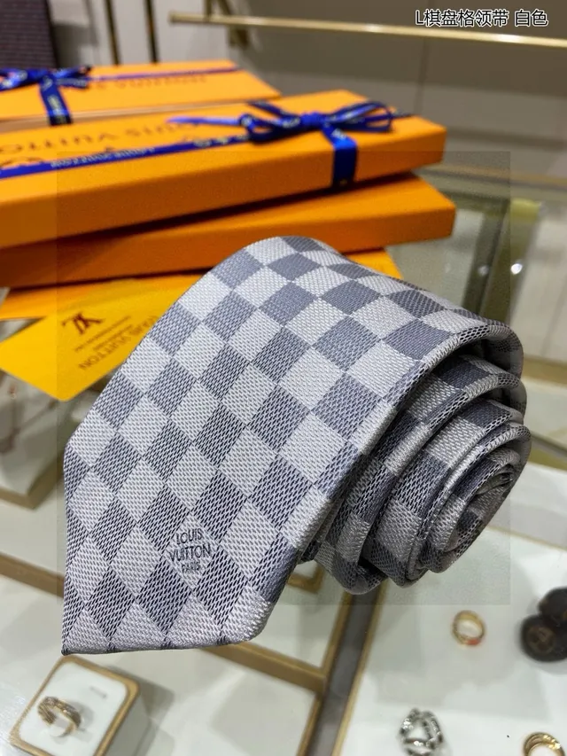 Louis Vuitton Damier Check White Gray Necktie 4