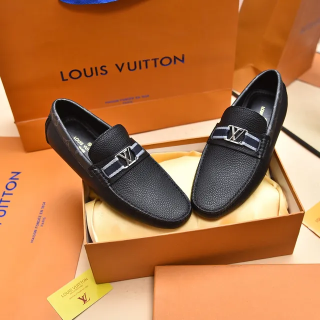 Louis Vuitton Driver Black Navy Pebbled Leather Metal LV Buckle Loafer 5