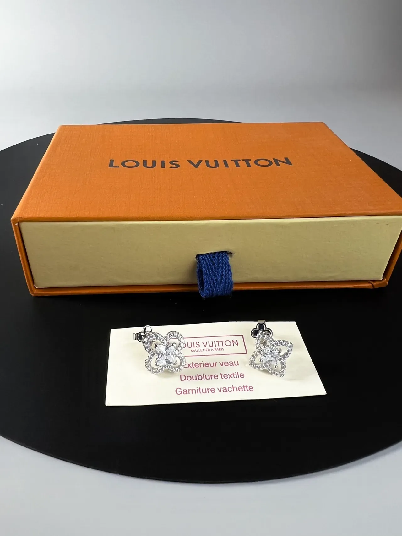 Louis Vuitton Floral Pavé Crystal Stud Earrings 4