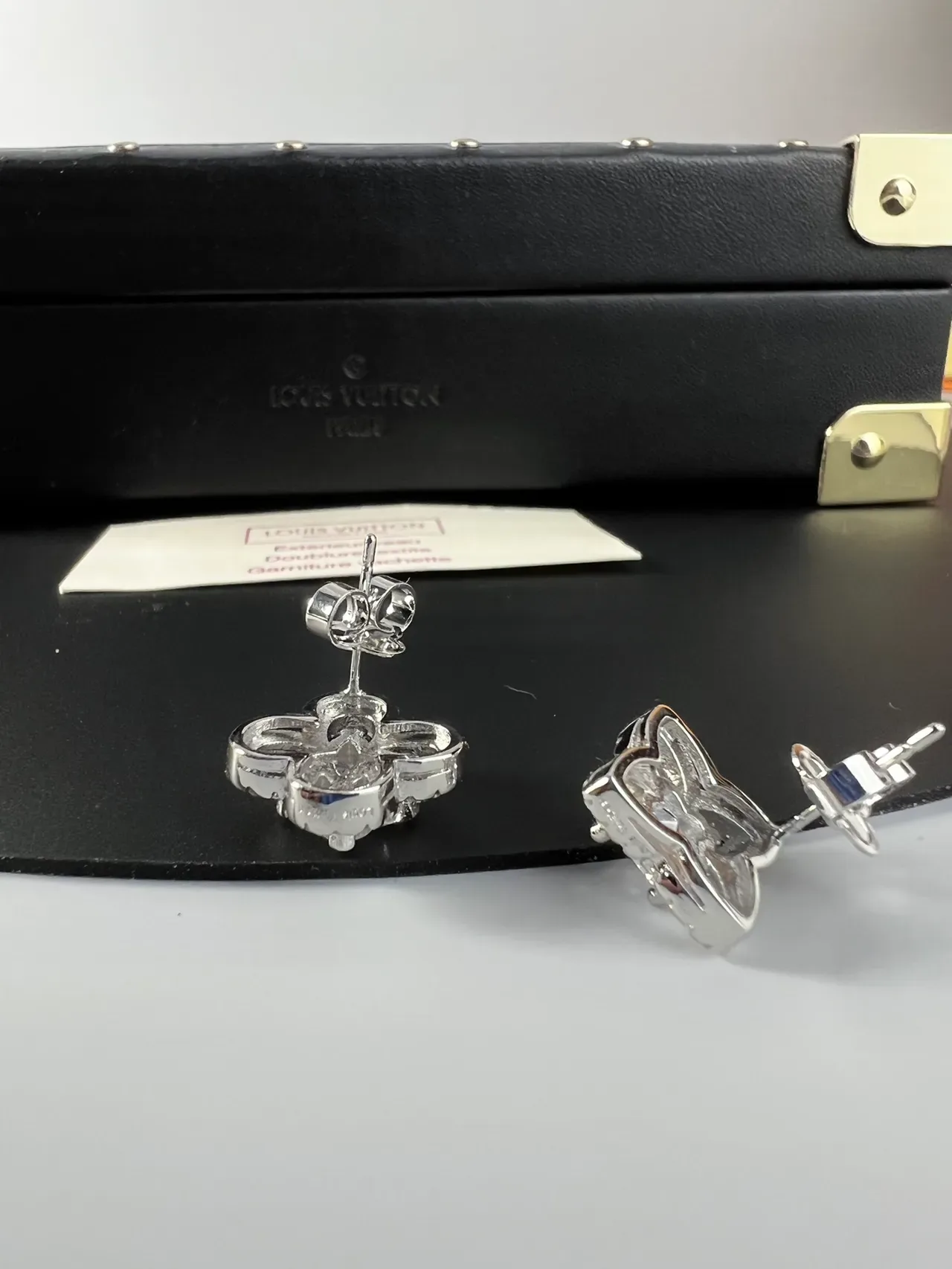 Louis Vuitton Floral Pavé Crystal Stud Earrings 6