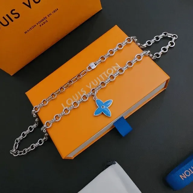 Louis Vuitton Floral Pendant Blue Silver Link Chain Enamel Flower Necklace 3