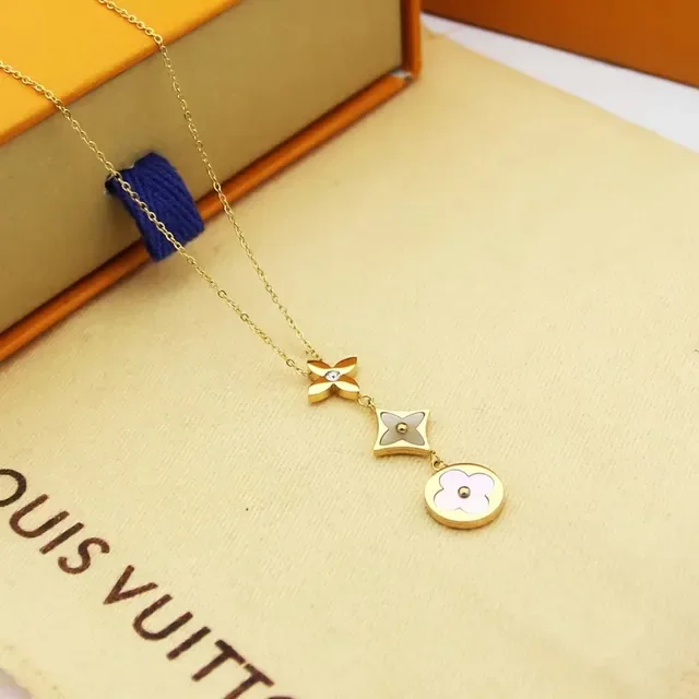Louis Vuitton Flower and Quatrefoil Gold Silver Pendant Mother-of-Pearl Inlay Necklace 2