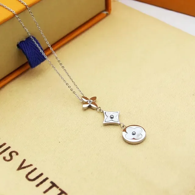 Louis Vuitton Flower and Quatrefoil Gold Silver Pendant Mother-of-Pearl Inlay Necklace 3