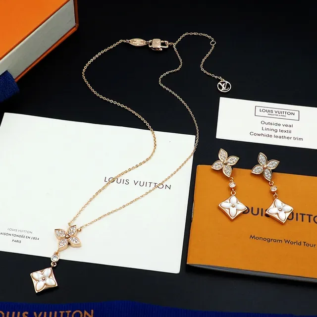 Louis Vuitton Flower Gold White Dangling Earrings 5