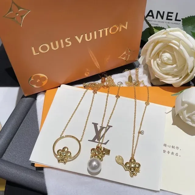 Louis Vuitton Gold-Tone Floral Monogram Pearl Pendant Necklaces 5
