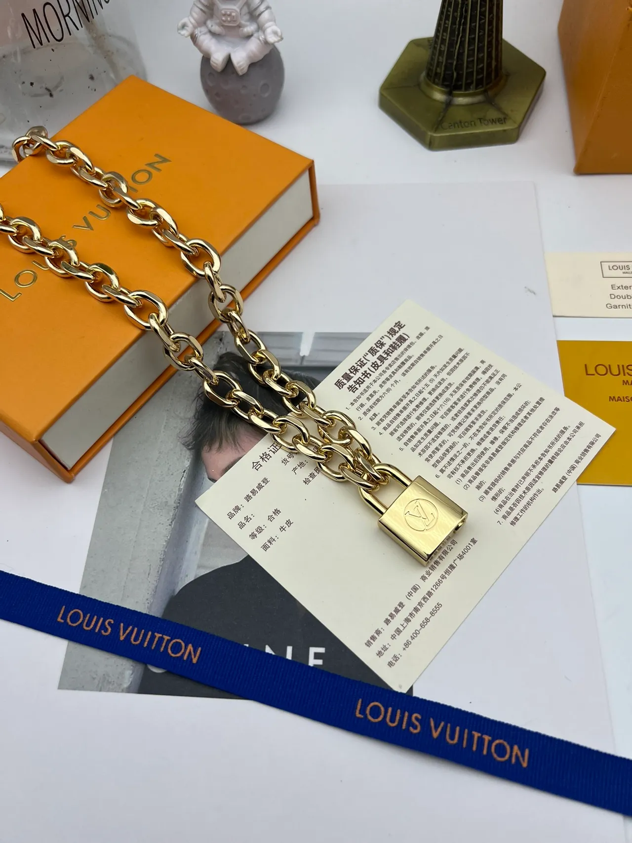 Louis Vuitton Gold-Tone Padlock Chain Bag 7