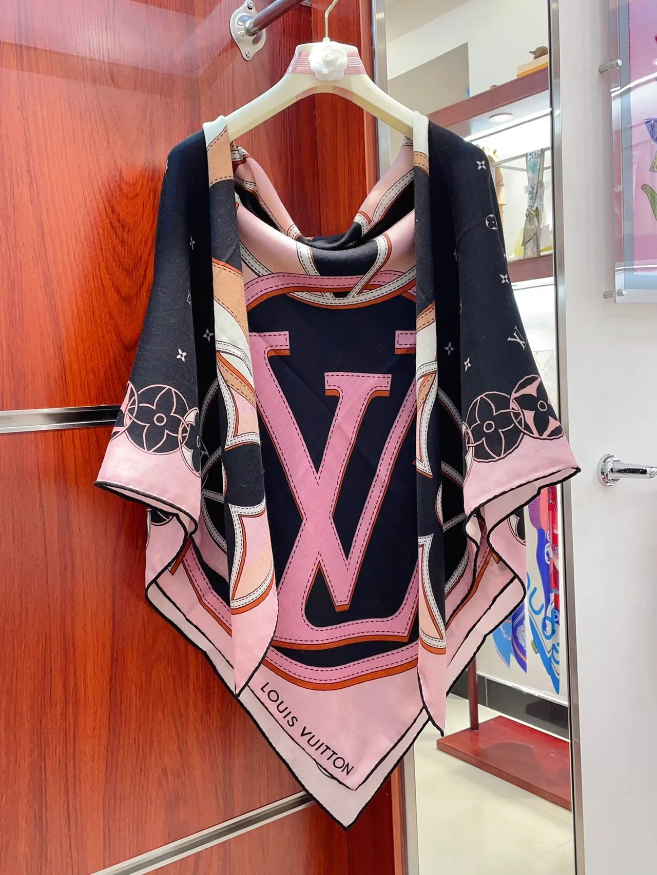 Louis Vuitton Graphic-Print Multicolor Silk Scarf 7