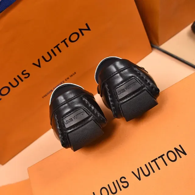 Louis Vuitton Loafers Noir et Gris à Carreaux Monogramme Toile 2