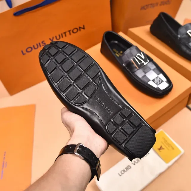 Louis Vuitton Loafers Noir et Gris à Carreaux Monogramme Toile 4