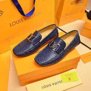 Louis Vuitton 乐福鞋 海军金鳄鱼压花皮革 金属 LV 扭转扣 乐福鞋