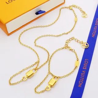 Louis Vuitton Lock It Gold-Tone Padlock Necklace