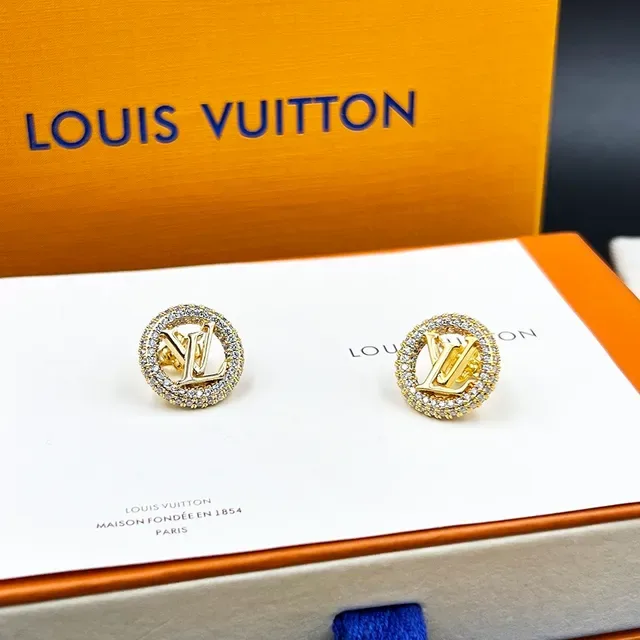 Louis Vuitton Louise By Night Oval Pavé Crystal Monogram Earrings 4