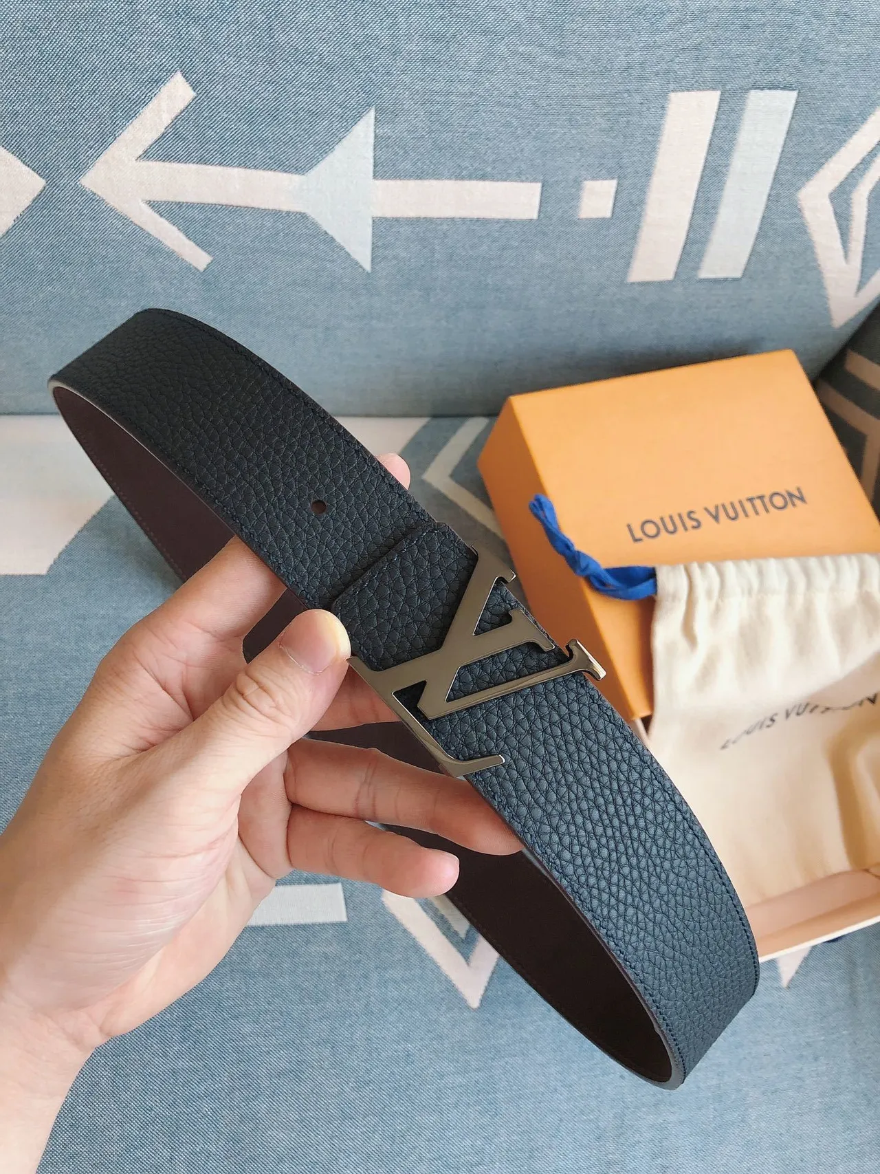 Louis Vuitton LV Belt Navy Blue Pebbled Leather Belt 5