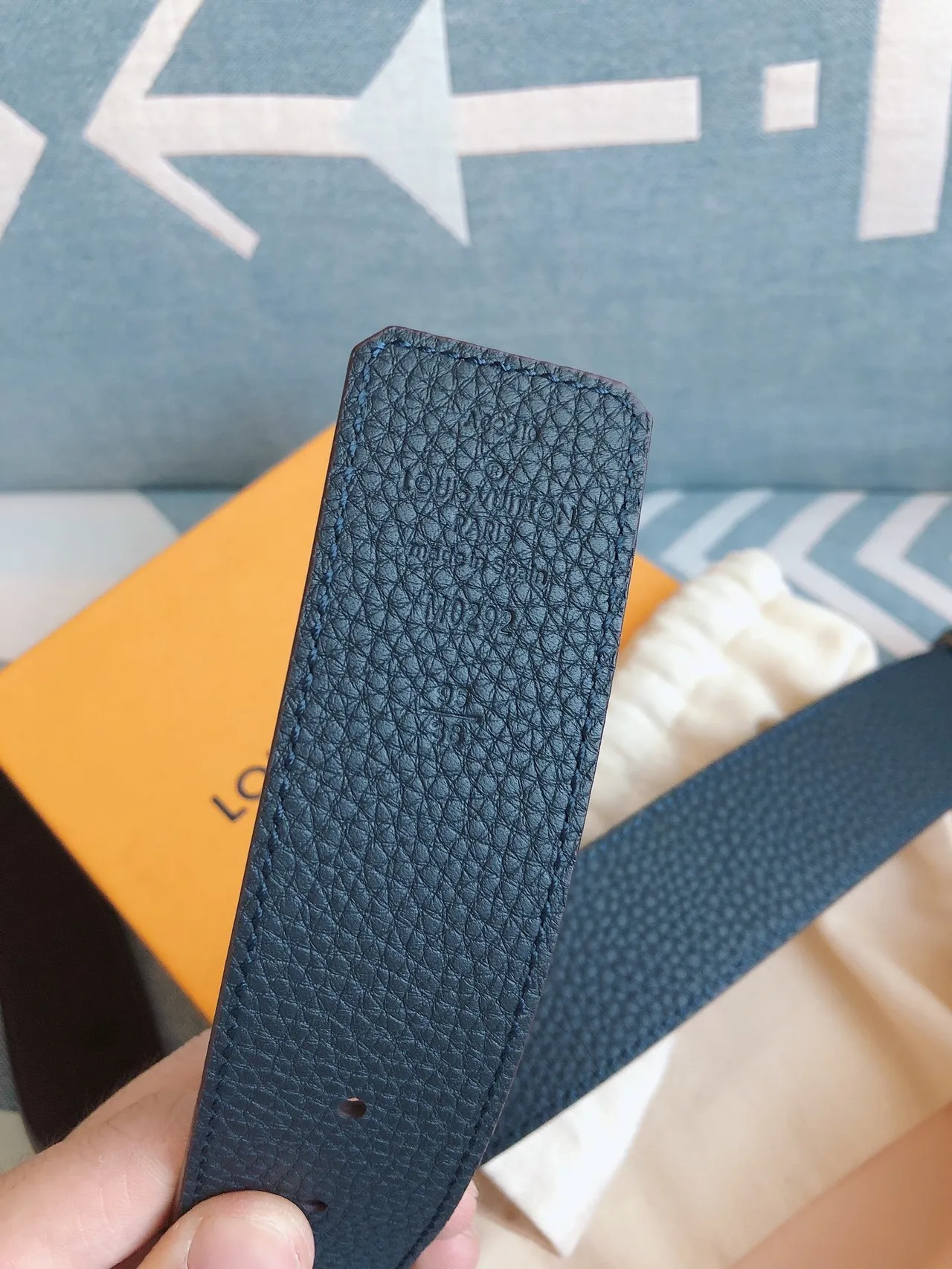 Louis Vuitton LV Belt Navy Blue Pebbled Leather Belt 6