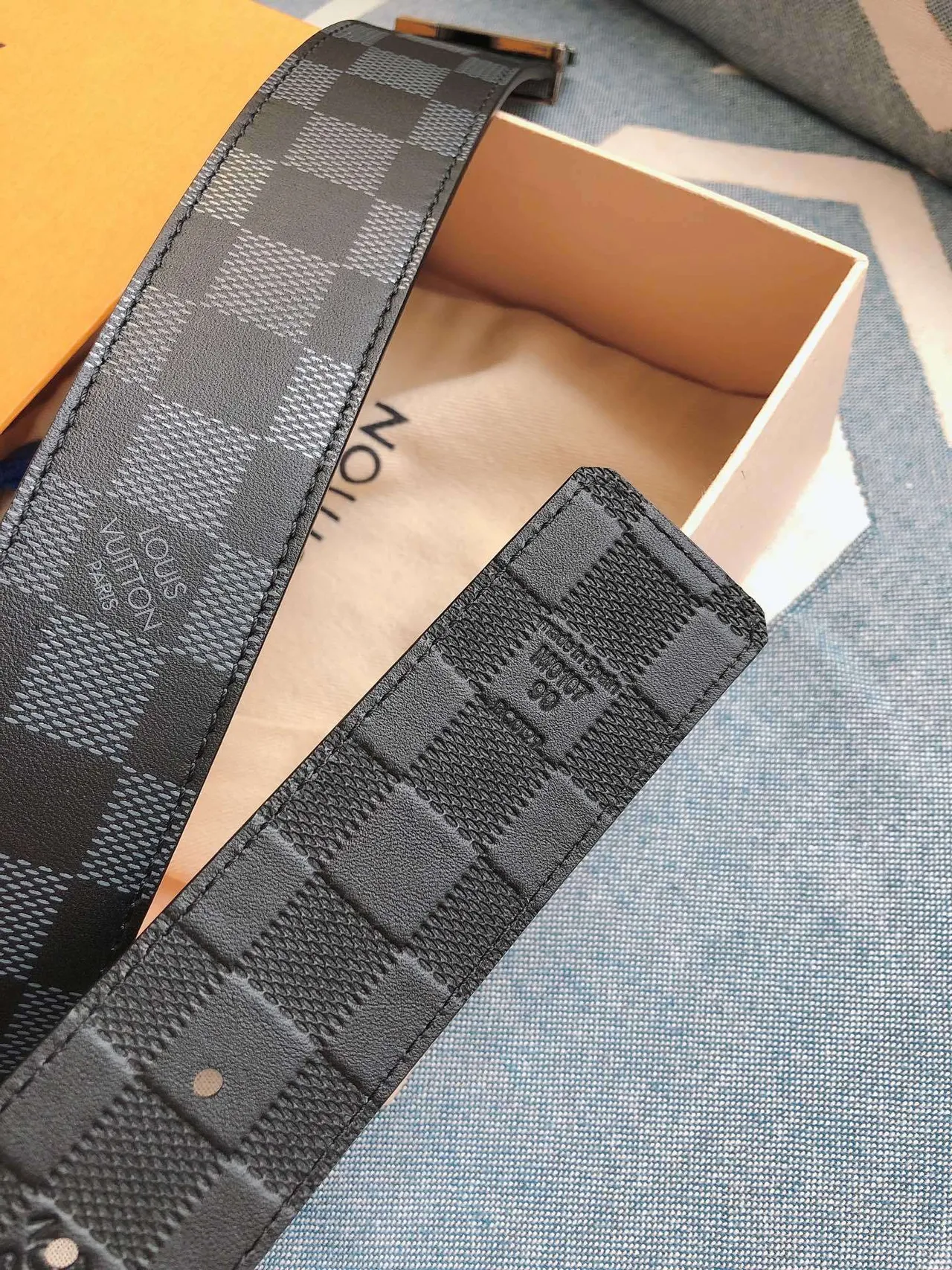 Louis Vuitton LV Belt Twist Damier Graphite Leather Belt 3