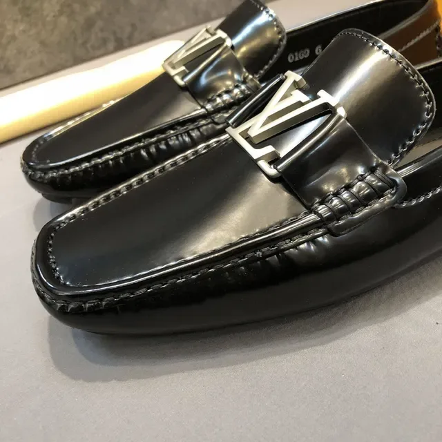 Louis Vuitton LV Buckle Loafer Mocassins Noir Cuir Patent 4