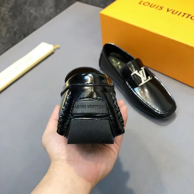 Louis Vuitton LV Buckle Loafer Mocassins Noir Cuir Patent 5