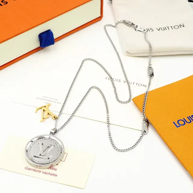 Louis Vuitton LV Catch Silver-Tone and Gold-Tone Medallion Necklace 9