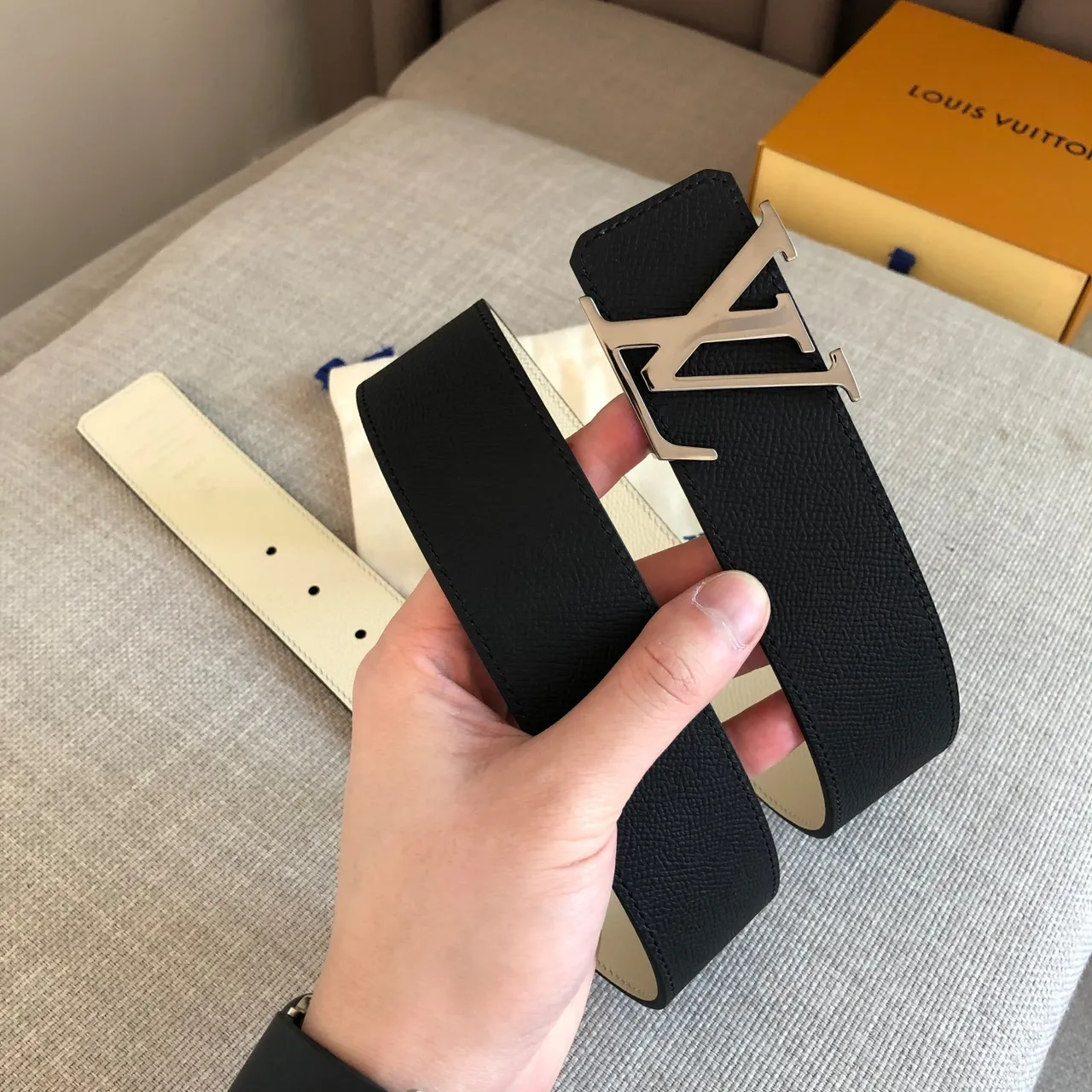 Louis Vuitton LV Initiales 40mm Smooth Black Leather Belt 4