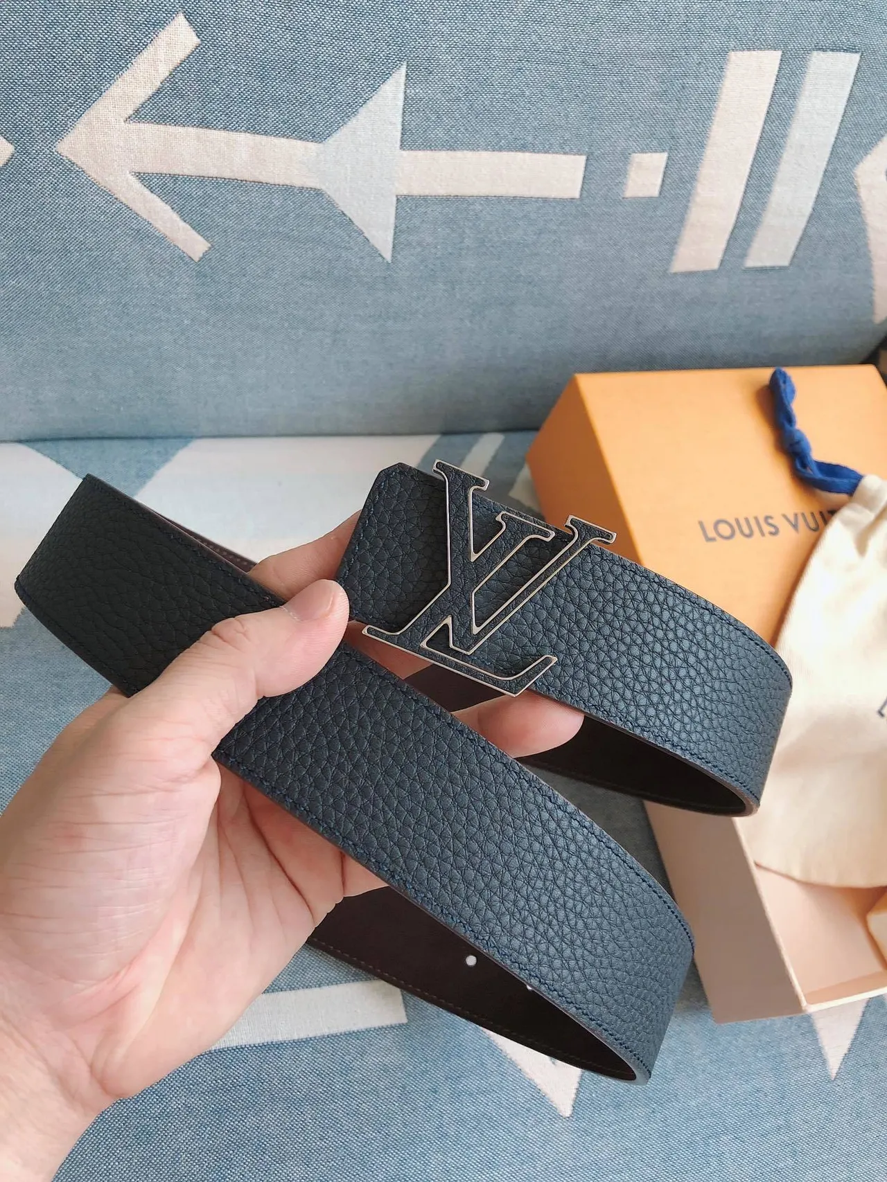 Louis Vuitton LV Initiales Blue Pebbled Leather Belt 3