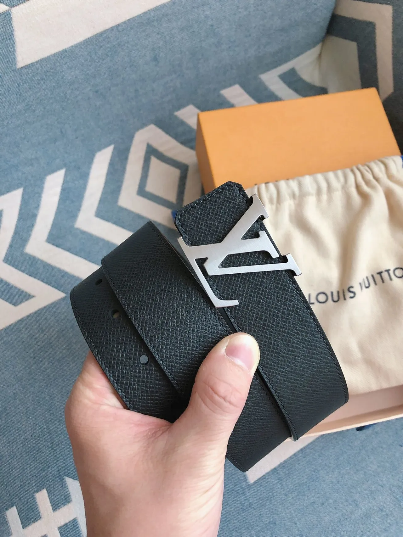 Louis Vuitton LV Initiales Dark Blue Leather Belt 7