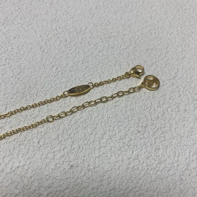 Louis Vuitton LV Monogram White Enamel Gold-Tone Chain Necklace 3