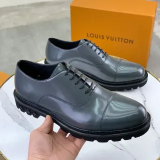 Louis Vuitton LV Trail Glossy Gray Cap-Toe Oxford Shoes