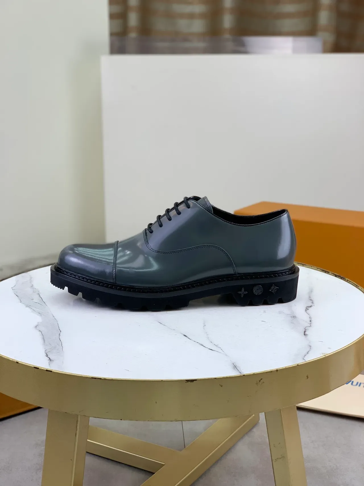 Louis Vuitton LV Trail Glossy Gray Cap-Toe Oxford Shoes 5