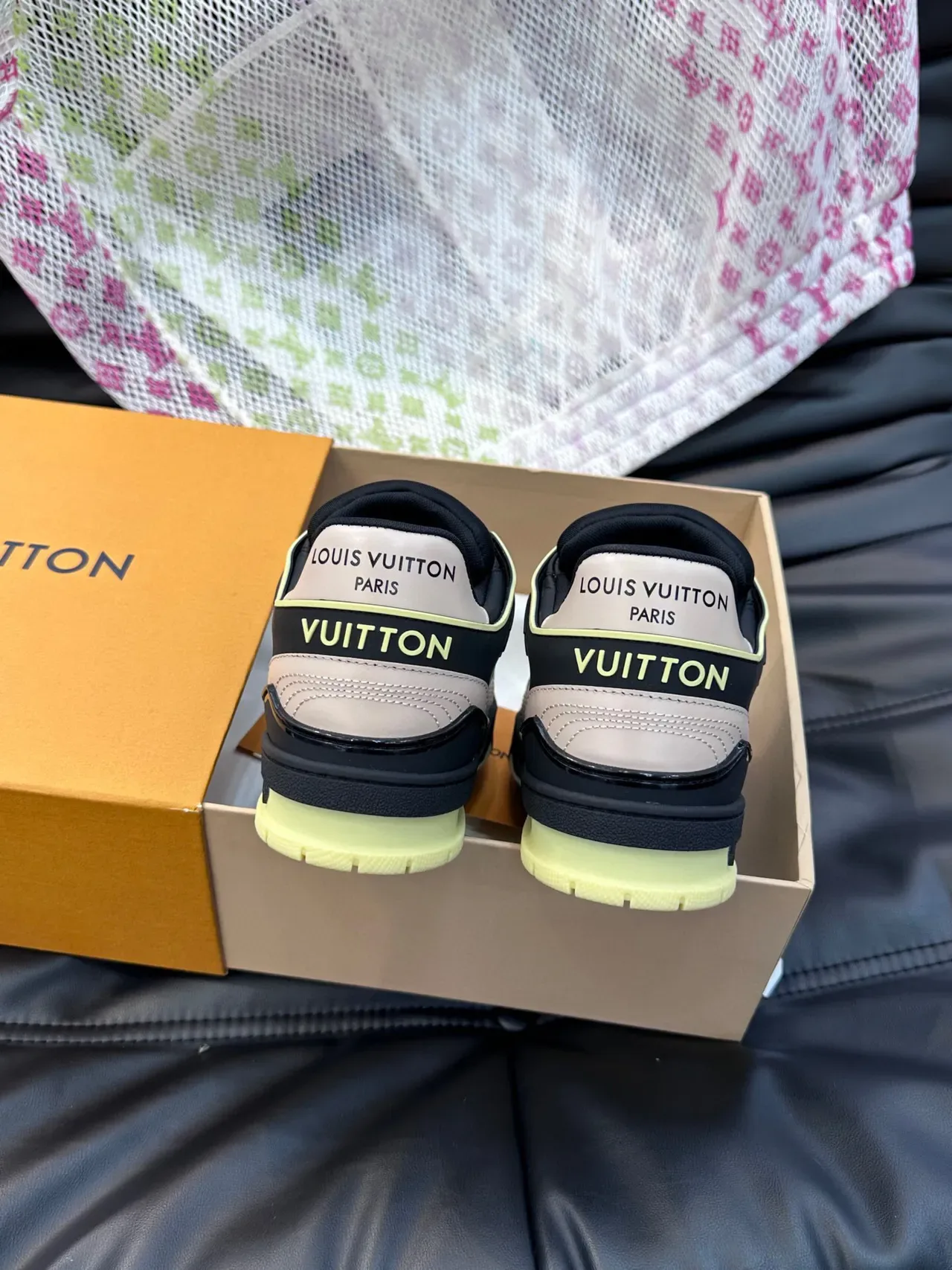 Louis Vuitton LV Trainer Tênis Lifestyle Preto Bege Low-Top Material Misto 5