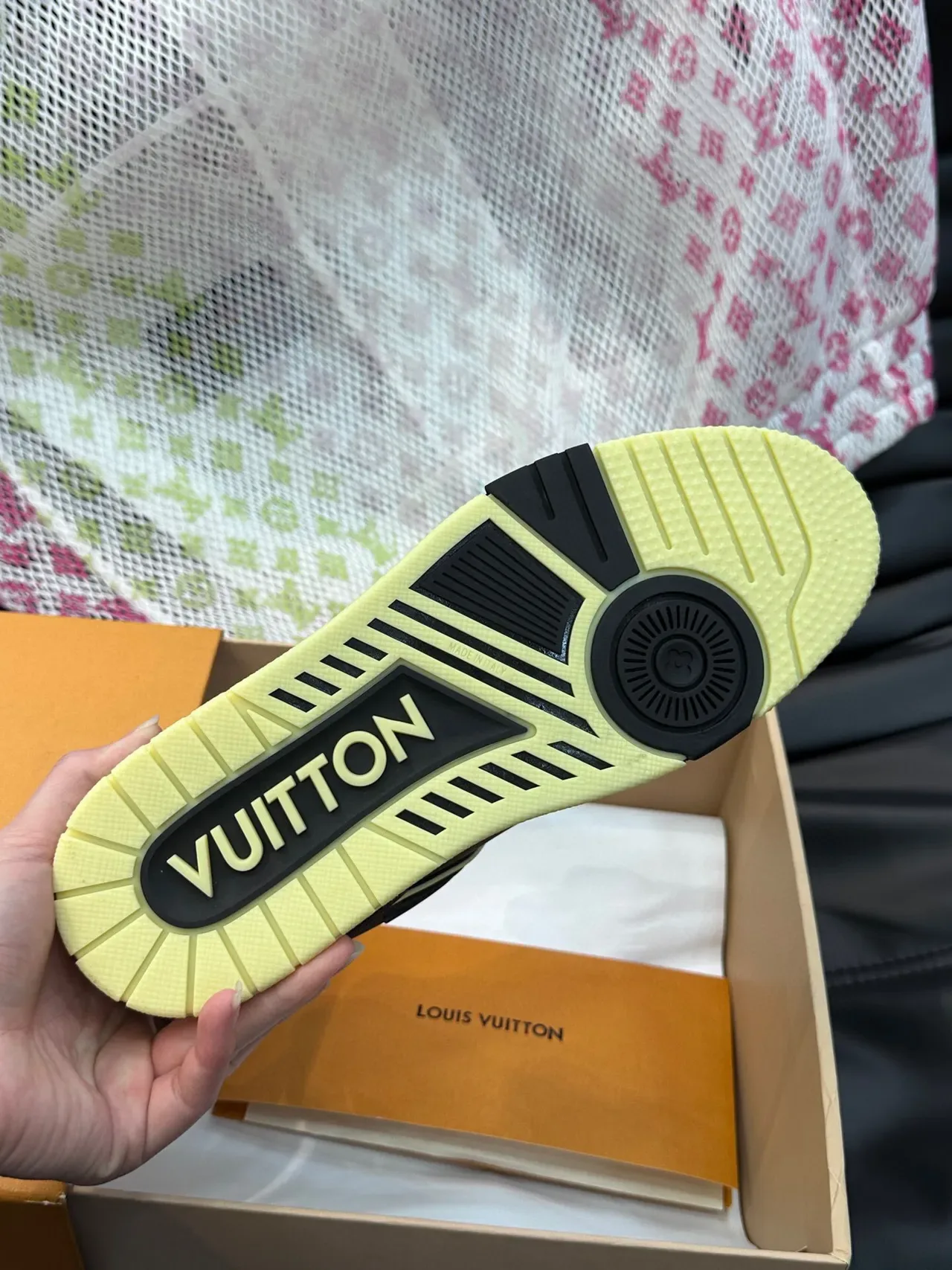 Louis Vuitton LV Trainer Tênis Lifestyle Preto Bege Low-Top Material Misto 9